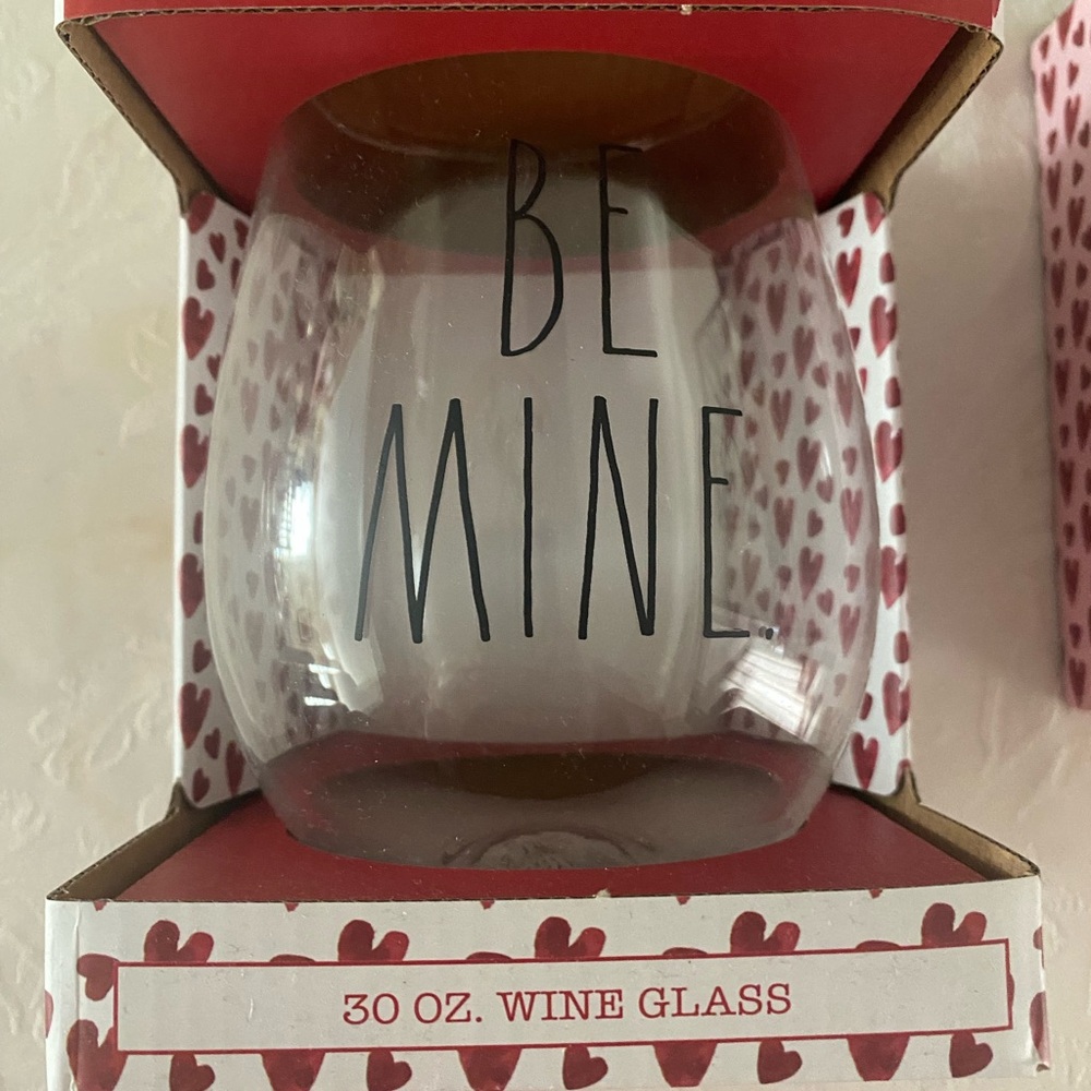 Rae Dunn 'Be Mine' Wine Glass
